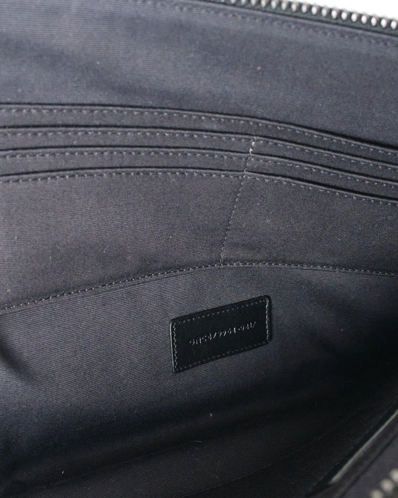 Saint Laurent Clutch Small Lucida Nera in vendita 1