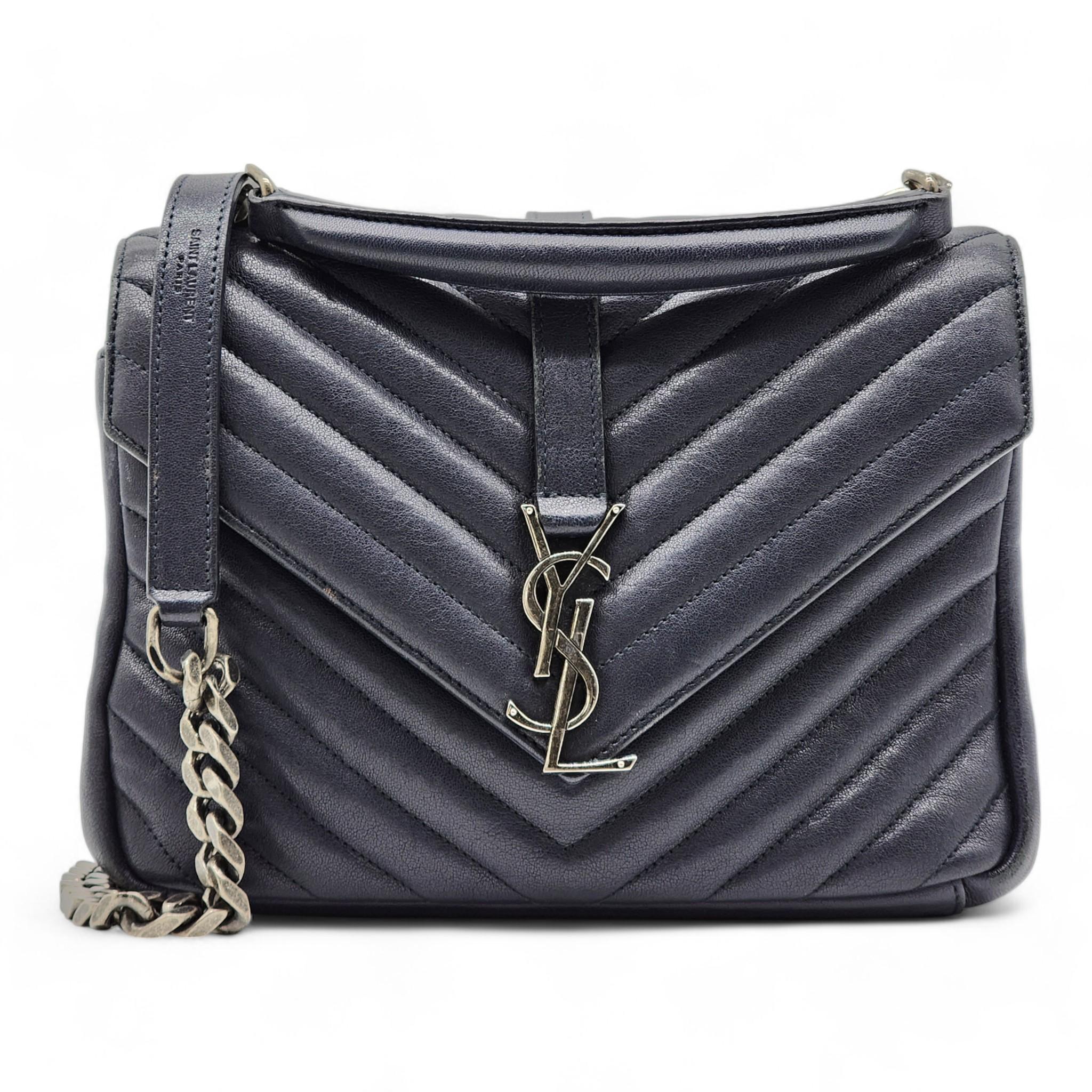 Saint Laurent College Medium Chain Bag

Good condition with very small signs of wear.
Scuffs on the exterior and minor marks on the interior from just regular use.

Leather with antique silver hardware.
Signature chevron pattern. 
Lined