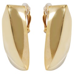 Saint Laurent Comet Triangle Clip-On Earring in Base Metal