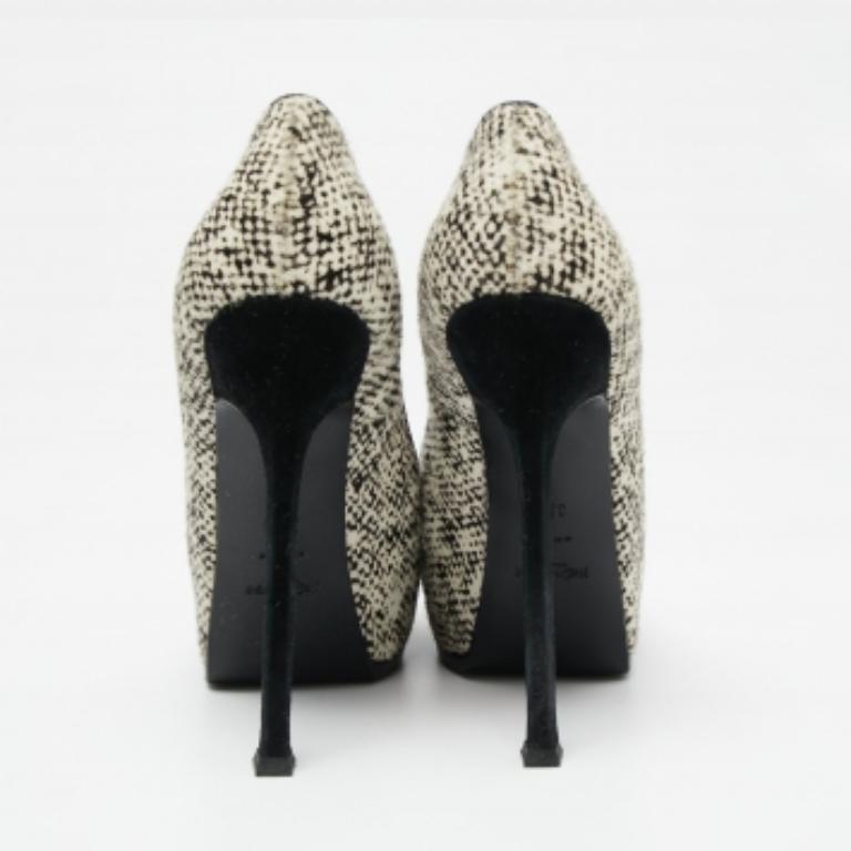 Saint Laurent  Cream/Black Calf Hair Tribtoo Platform Pumps Size 38.5 For Sale 2