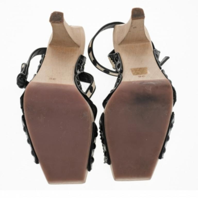 Saint Laurent Creme/Polka Dot gepunktete Slingback-Sandalen aus Stoff und Leder Größe 38 1