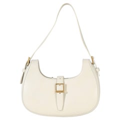 Saint Laurent - Hobo Le Fermoir en cuir de veau lisse crème
