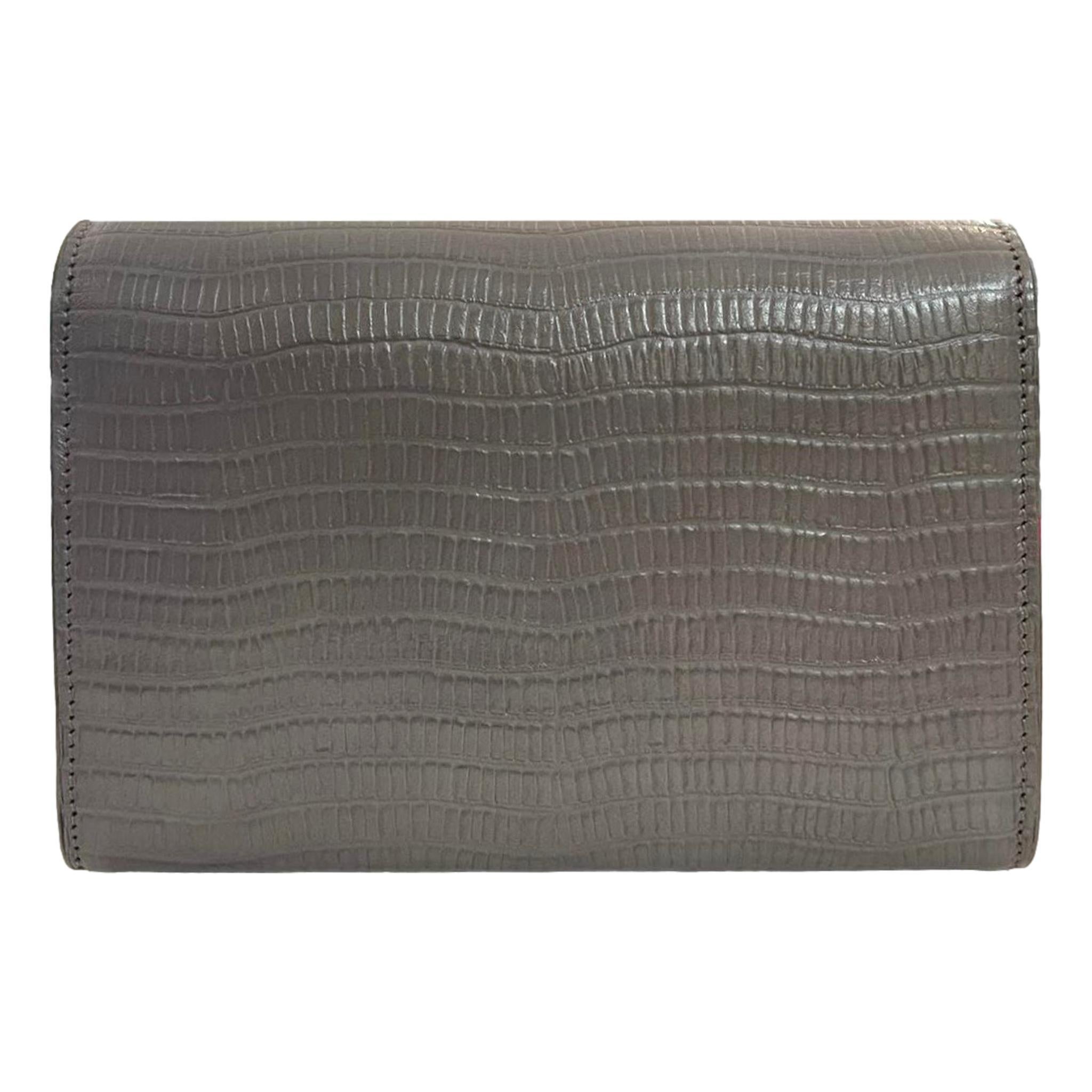Saint Laurent Croc Embossed Leather Kate Tassel Shoulder Bag In Excellent Condition For Sale In London, GB