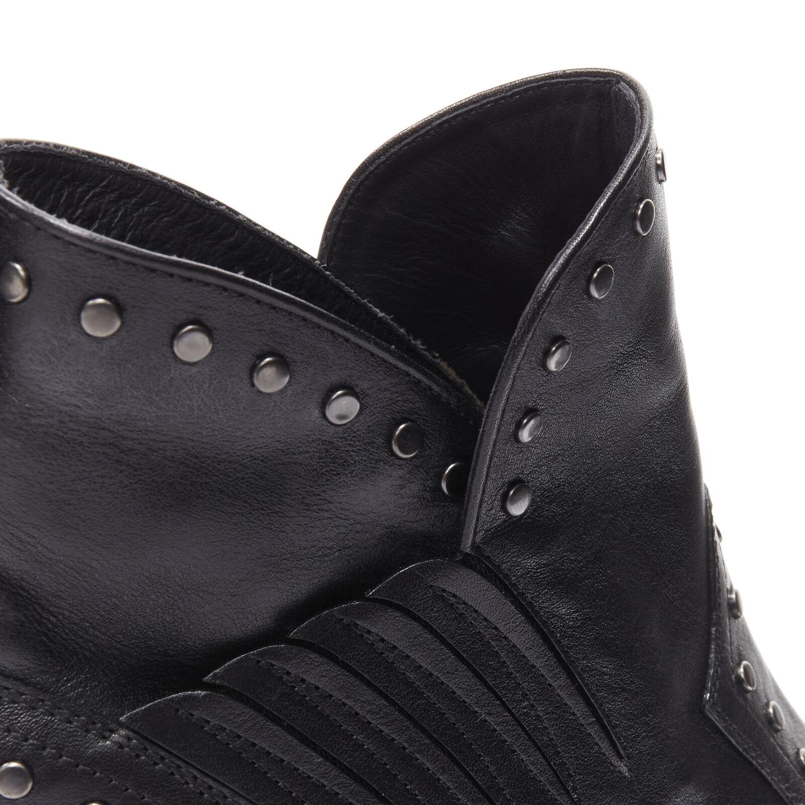 SAINT LAURENT Dakota 50, stivaletto western in pelle nera con borchie EU42 5