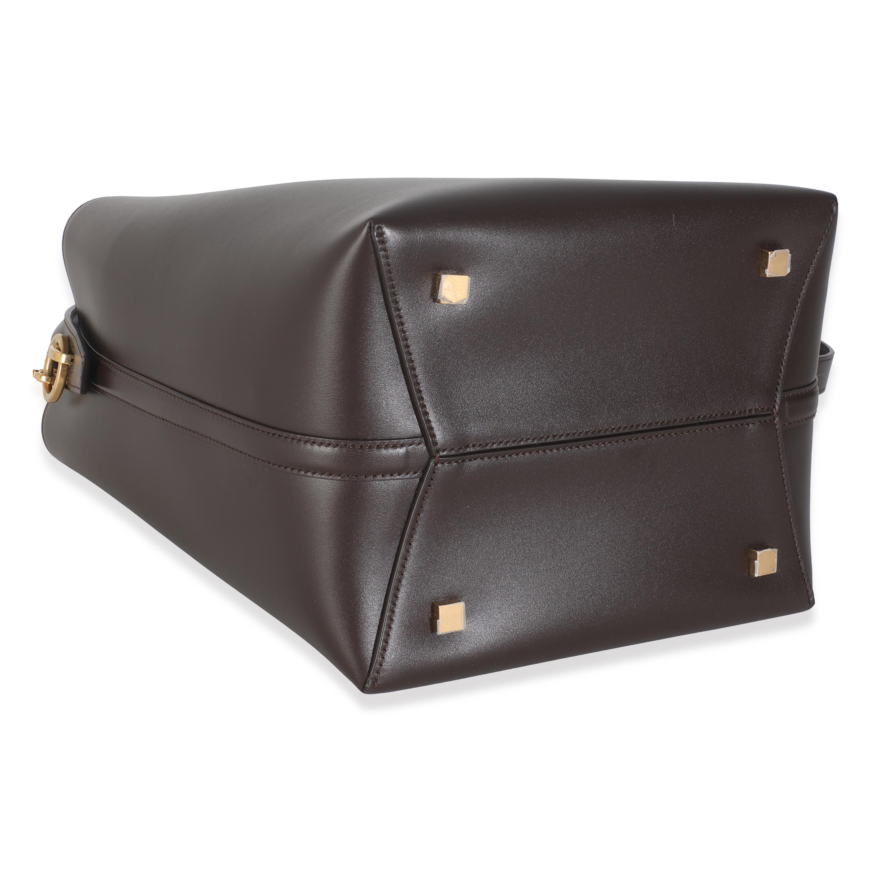 Saint Laurent Dark Sweet Choco Shiny Calfskin Le 37 Bucket Bag For Sale 1