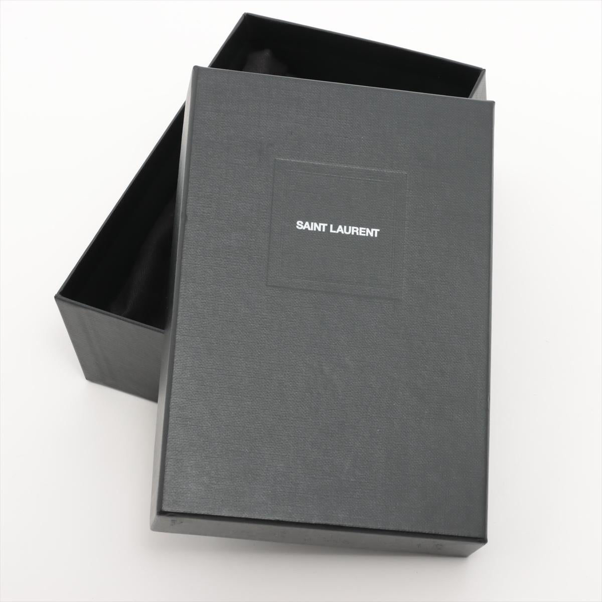 Saint Laurent Double V Flap Short Leather Wallet For Sale 6