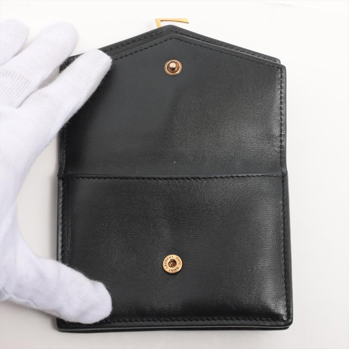 Saint Laurent Double V Flap Short Leather Wallet For Sale 1