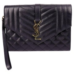 Sobre con solapa Saint Laurent
