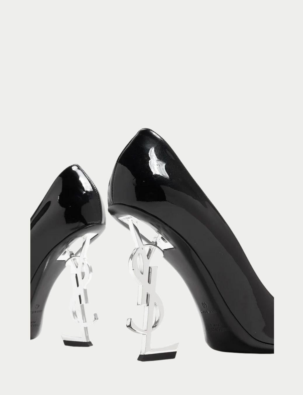 Saint Laurent - UE 38.5 en Excelente estado para la venta en Amman, JO