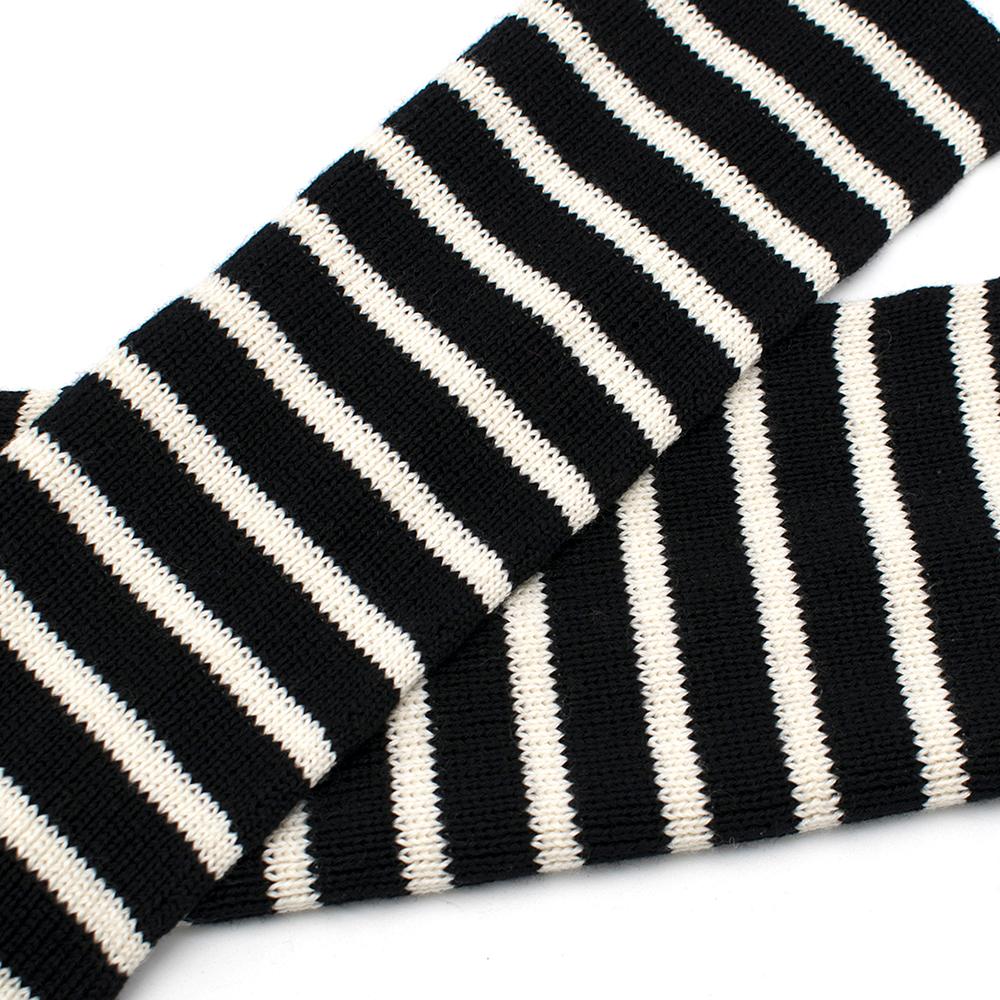 black and white stripe scarf