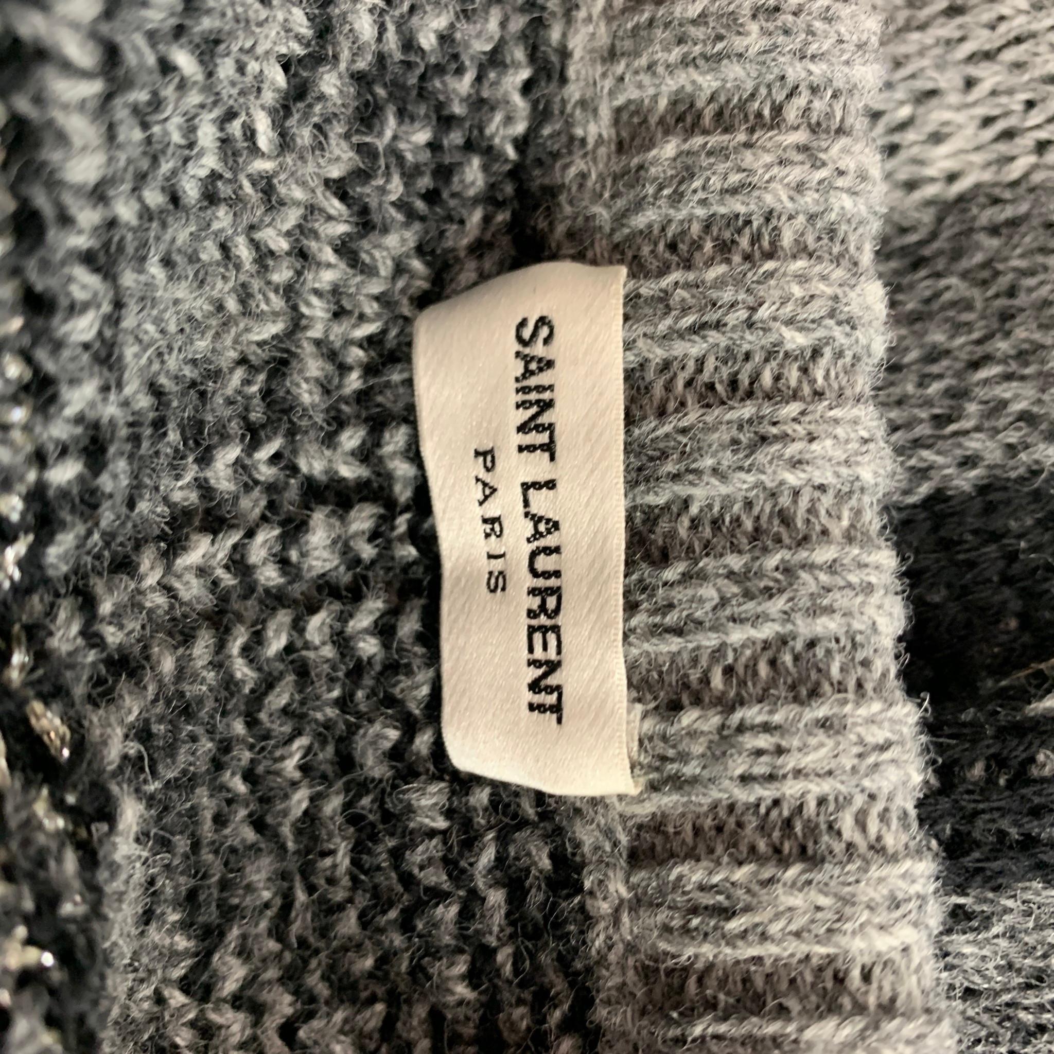 sweater with triangles