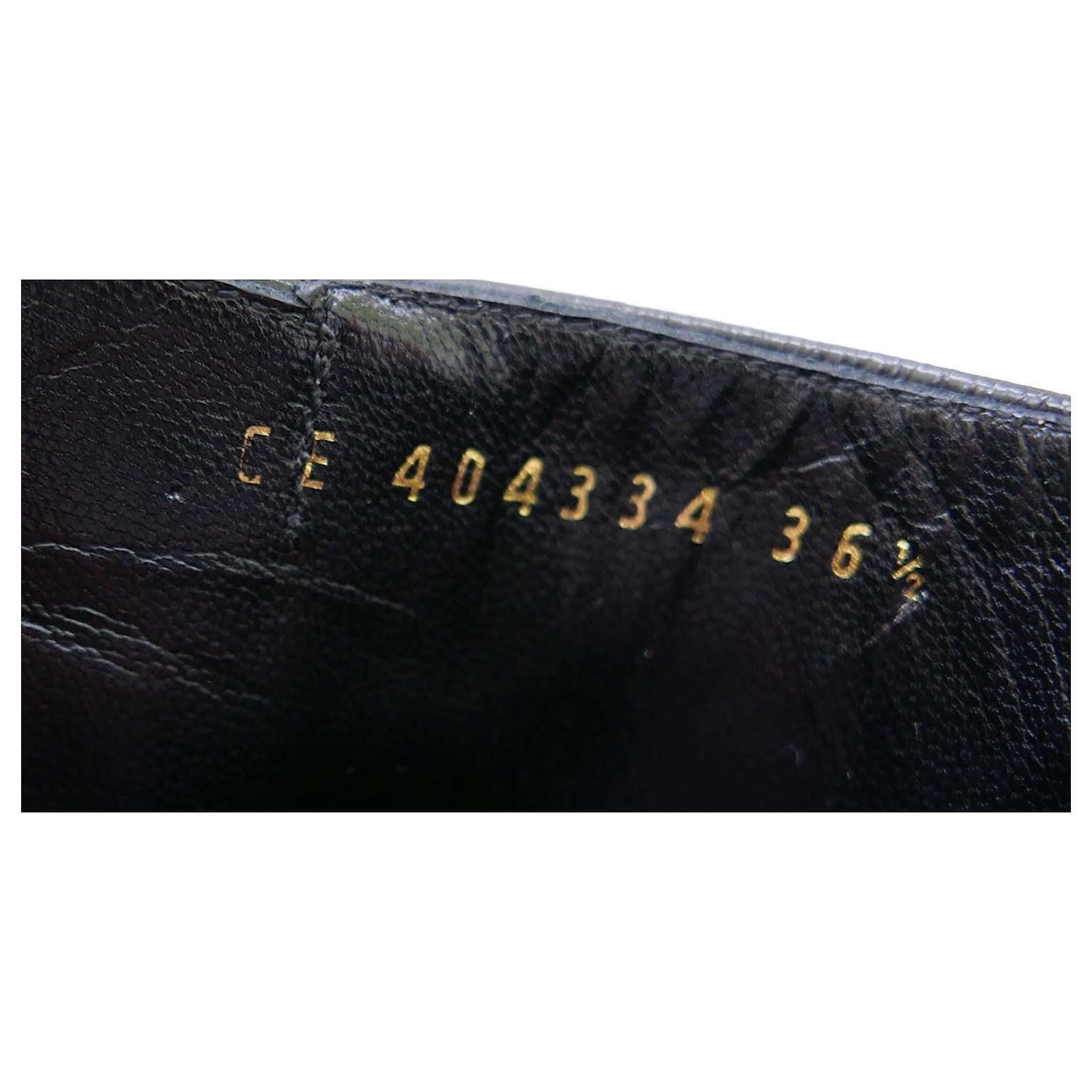 Saint Laurent Fetish 105 textured leather ankle boots  For Sale 2