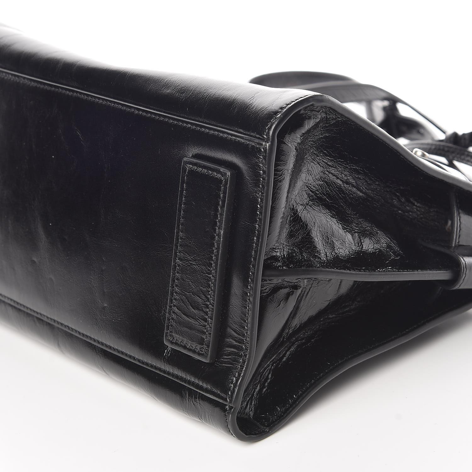 Saint Laurent Glazed Calfskin Black Sac de Jour Tote Bag Baby For Sale 4