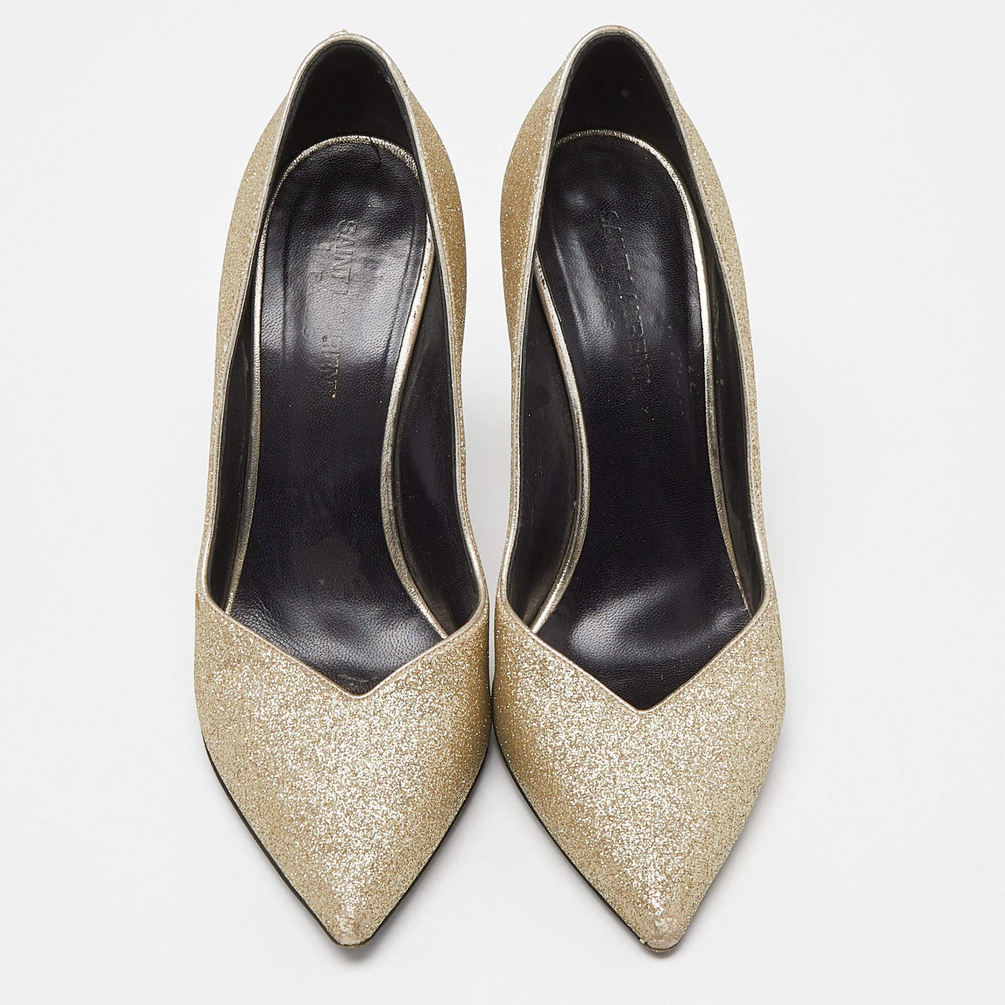Or Saint Laurent - Escarpins à bout pointu en paillettes d'or - Taille 40 en vente