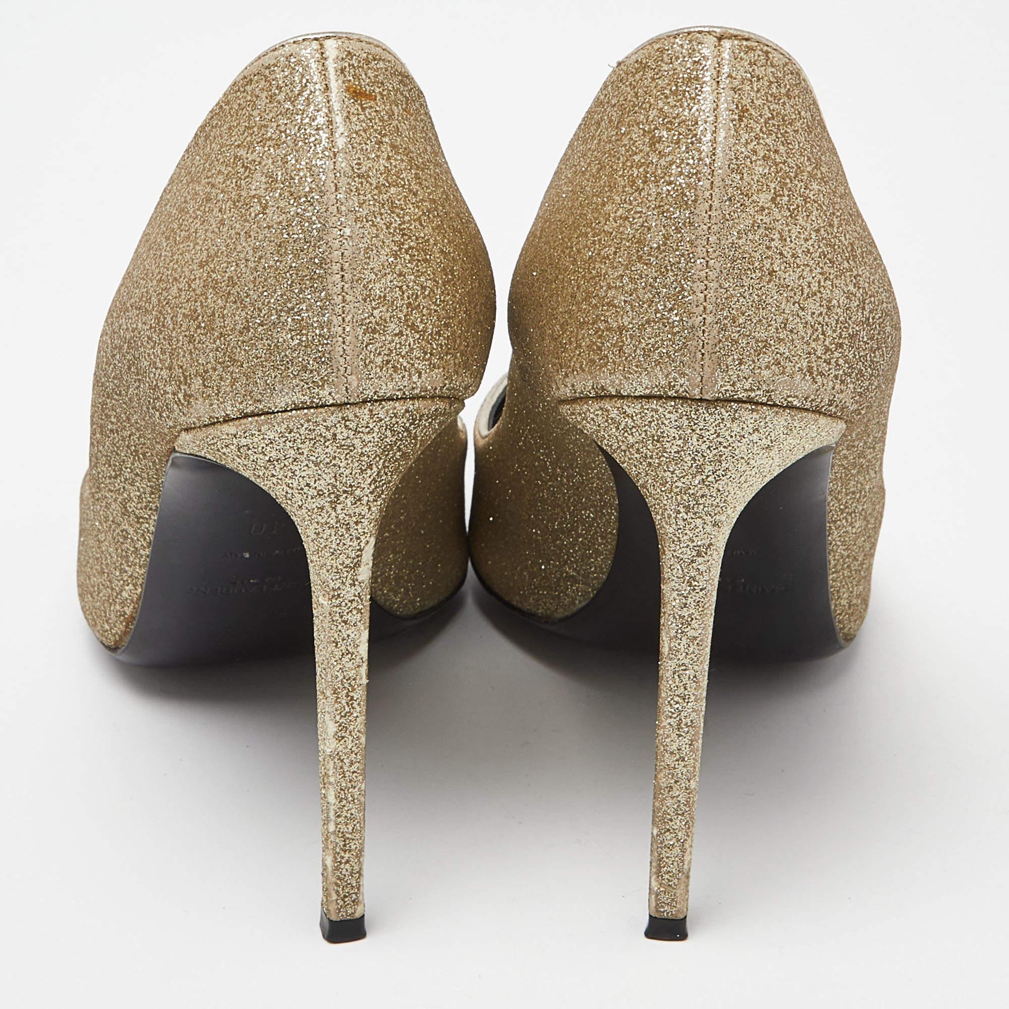 Saint Laurent - Escarpins à bout pointu en paillettes d'or - Taille 40 Pour femmes en vente
