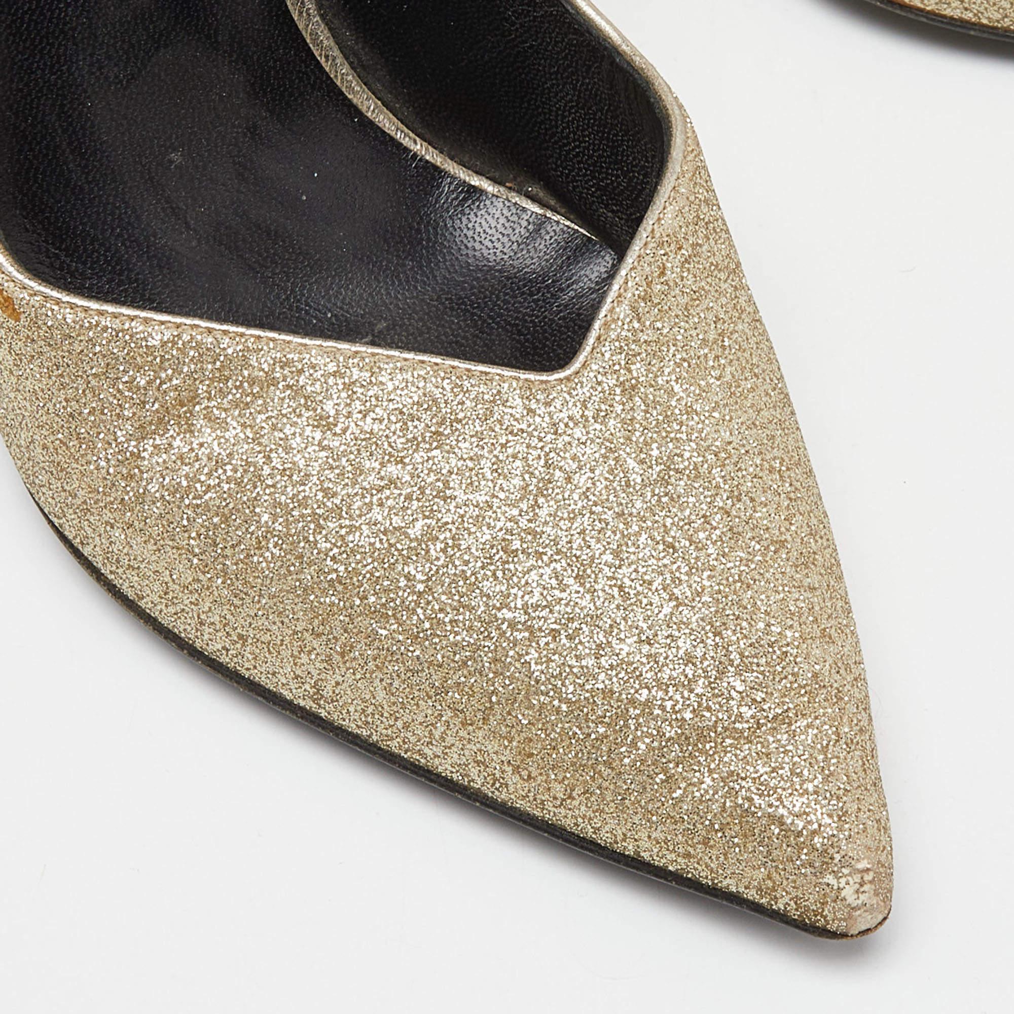 Saint Laurent - Escarpins à bout pointu en paillettes d'or - Taille 40 en vente 2