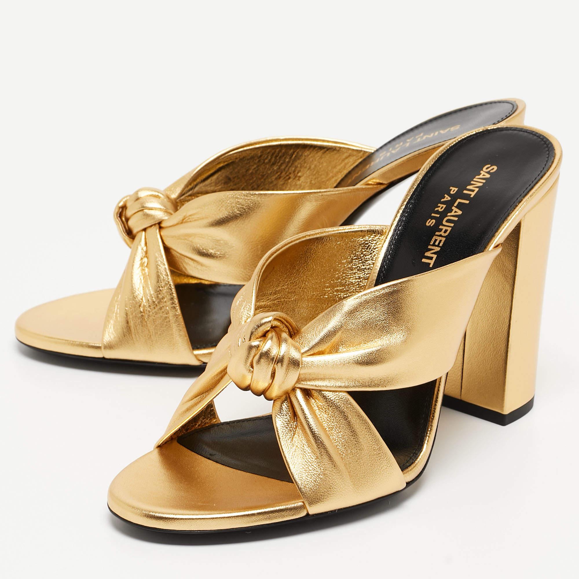 Saint Laurent Gold Gold Leather Bianca Slides Size 38.5 For Sale 1
