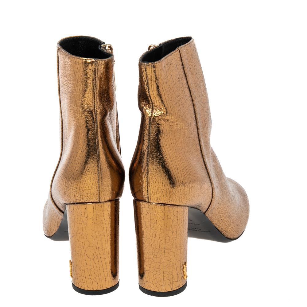 Saint Laurent Gold Leather Ankle Boots Size 37 In Excellent Condition In Dubai, Al Qouz 2