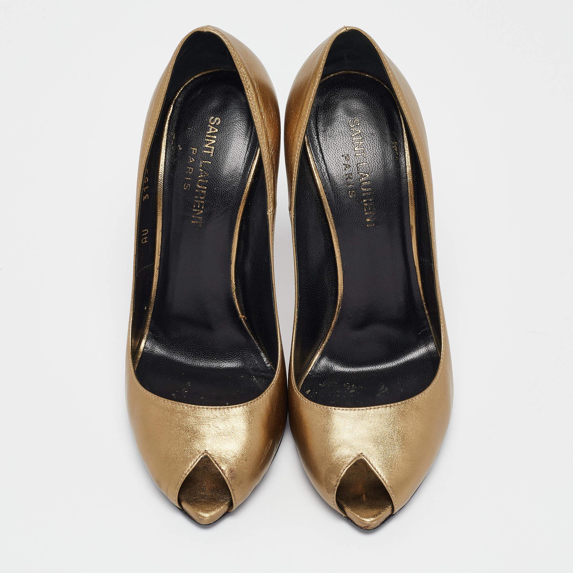 Saint Laurent escarpins à bout ouvert en cuir doré taille 37 Pour femmes en vente
