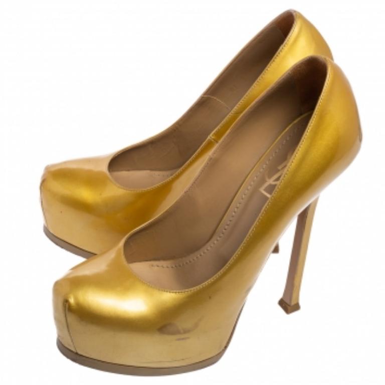 Saint Laurent Tribtoo escarpins à plateforme en cuir verni doré taille 37,5 en vente 1