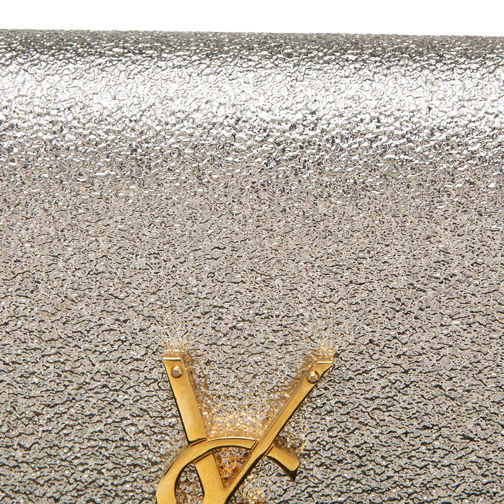 Saint Laurent Gold Textured Leather Kate Tassel Wallet on Chain In Good Condition In Dubai, Al Qouz 2