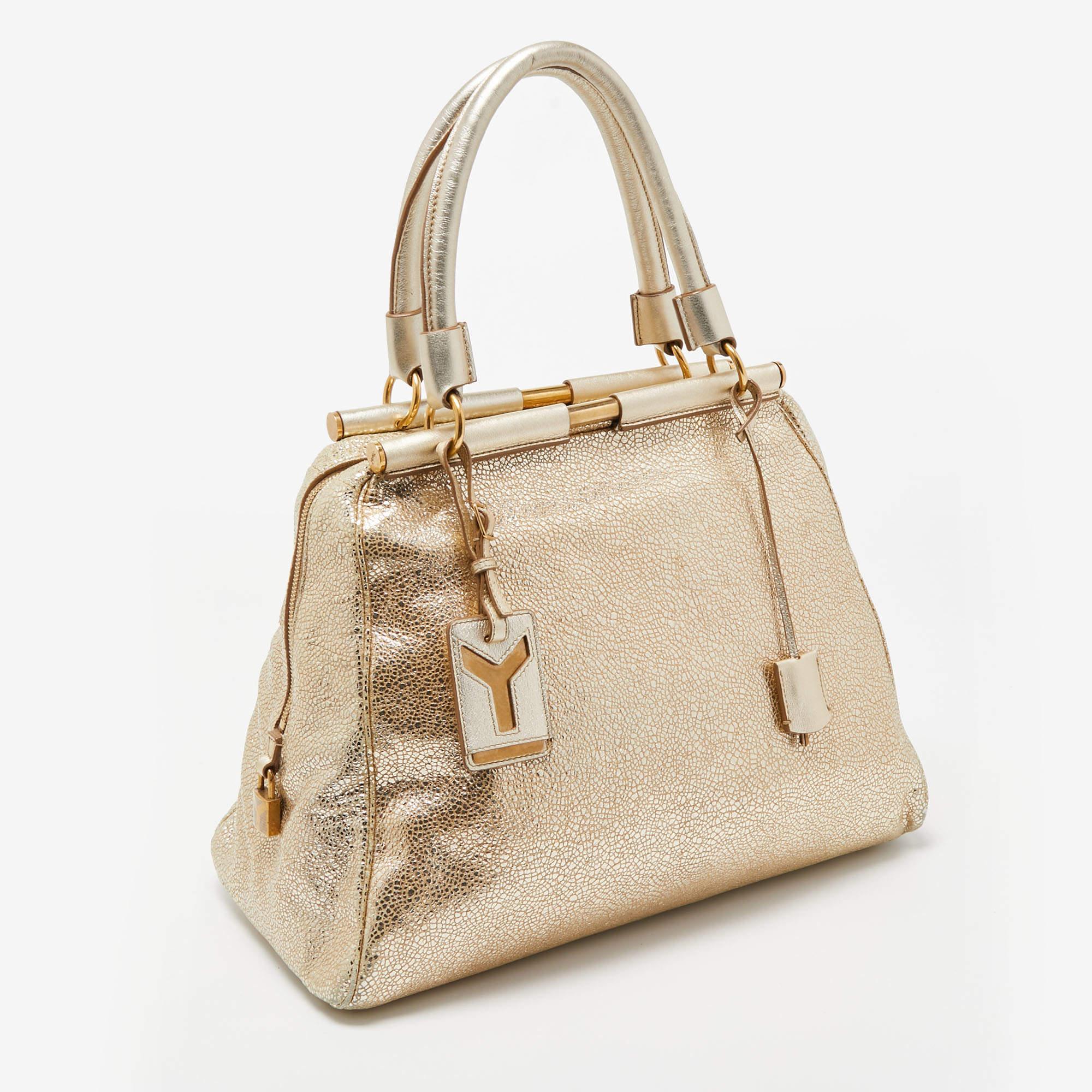 Women's Saint Laurent Gold Textured Leather Medium Majorelle Bag For Sale