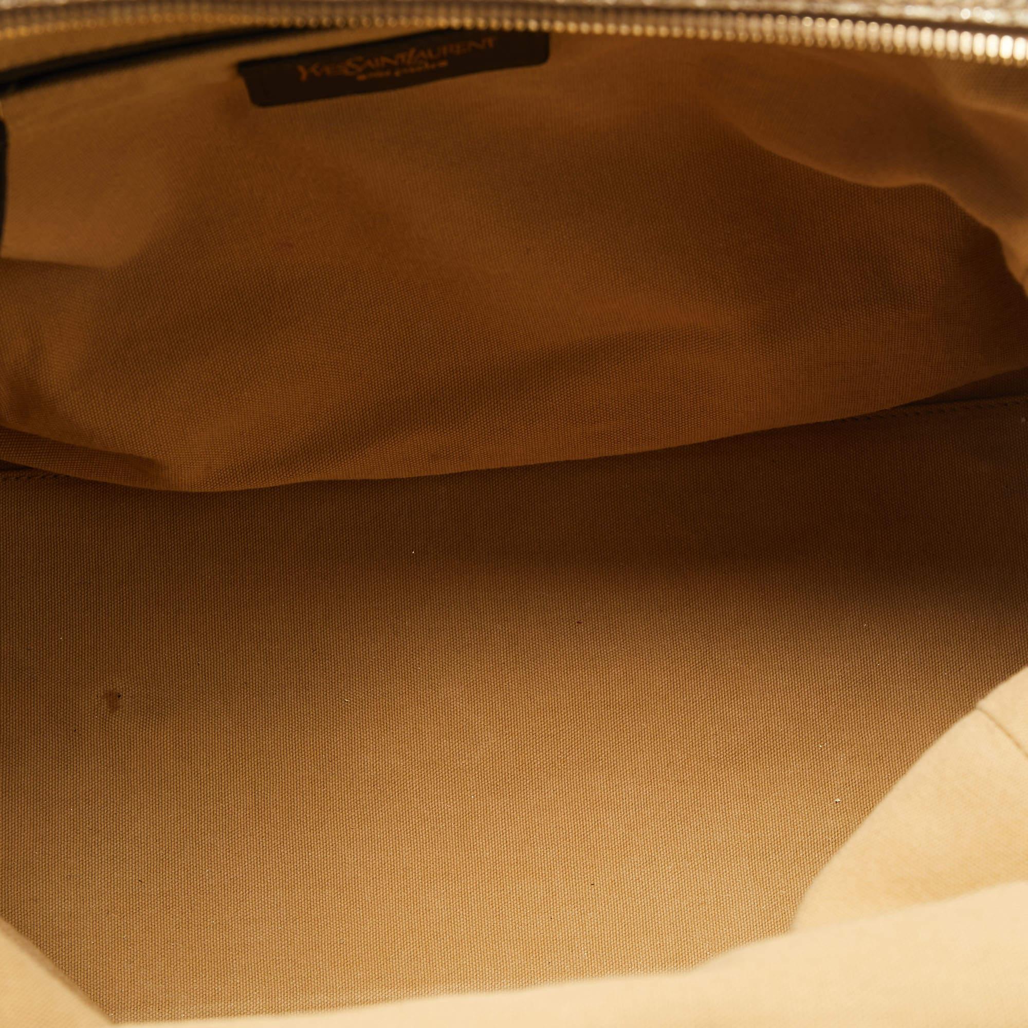 Saint Laurent Gold Textured Leather Medium Majorelle Bag For Sale 5