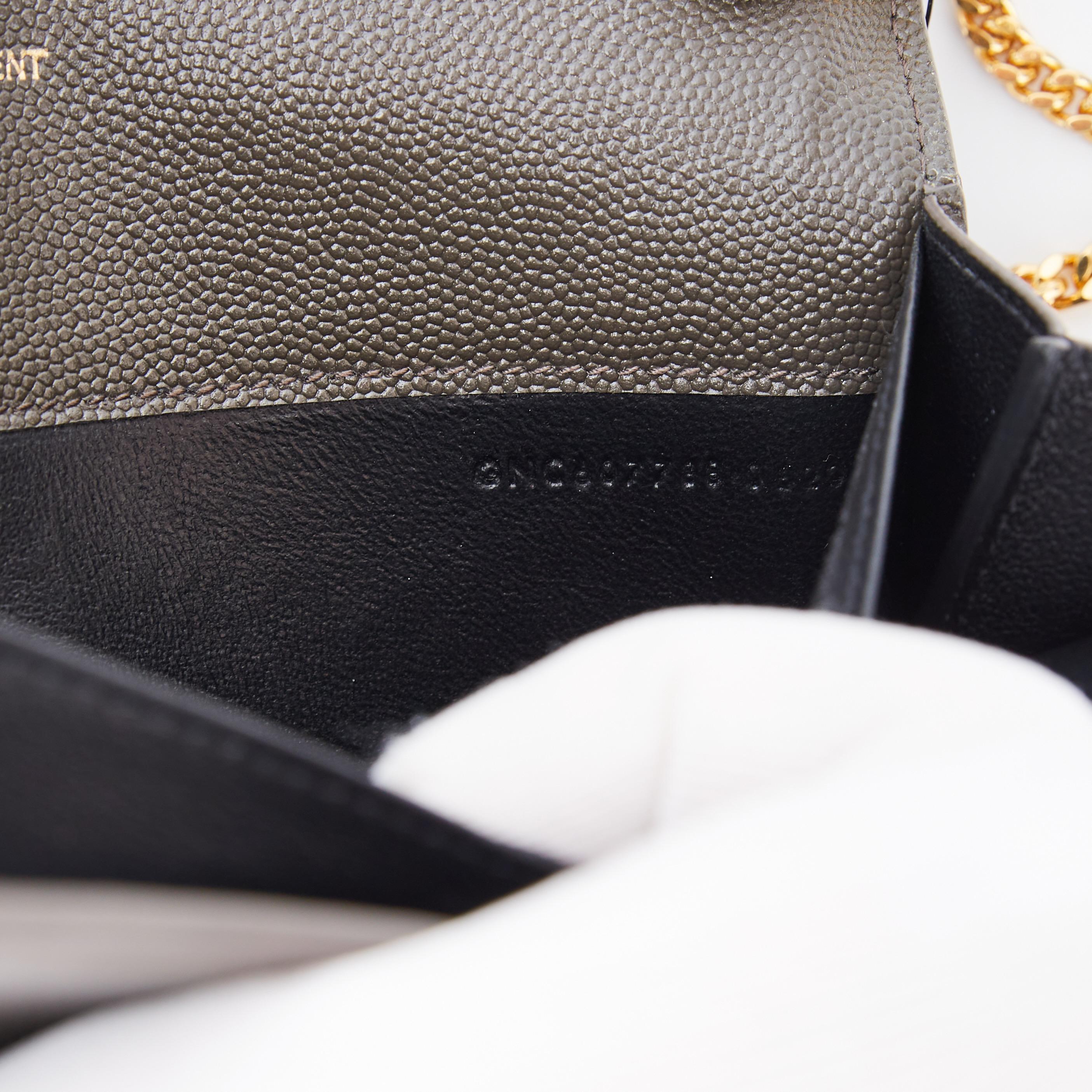 Women's or Men's Saint Laurent Grain De Poudre Grey Leather Envelope Flap Chain Bag (607788)