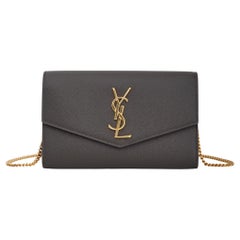 Saint Laurent Grain De Poudre Grey Leather Envelope Flap Chain Bag (607788)