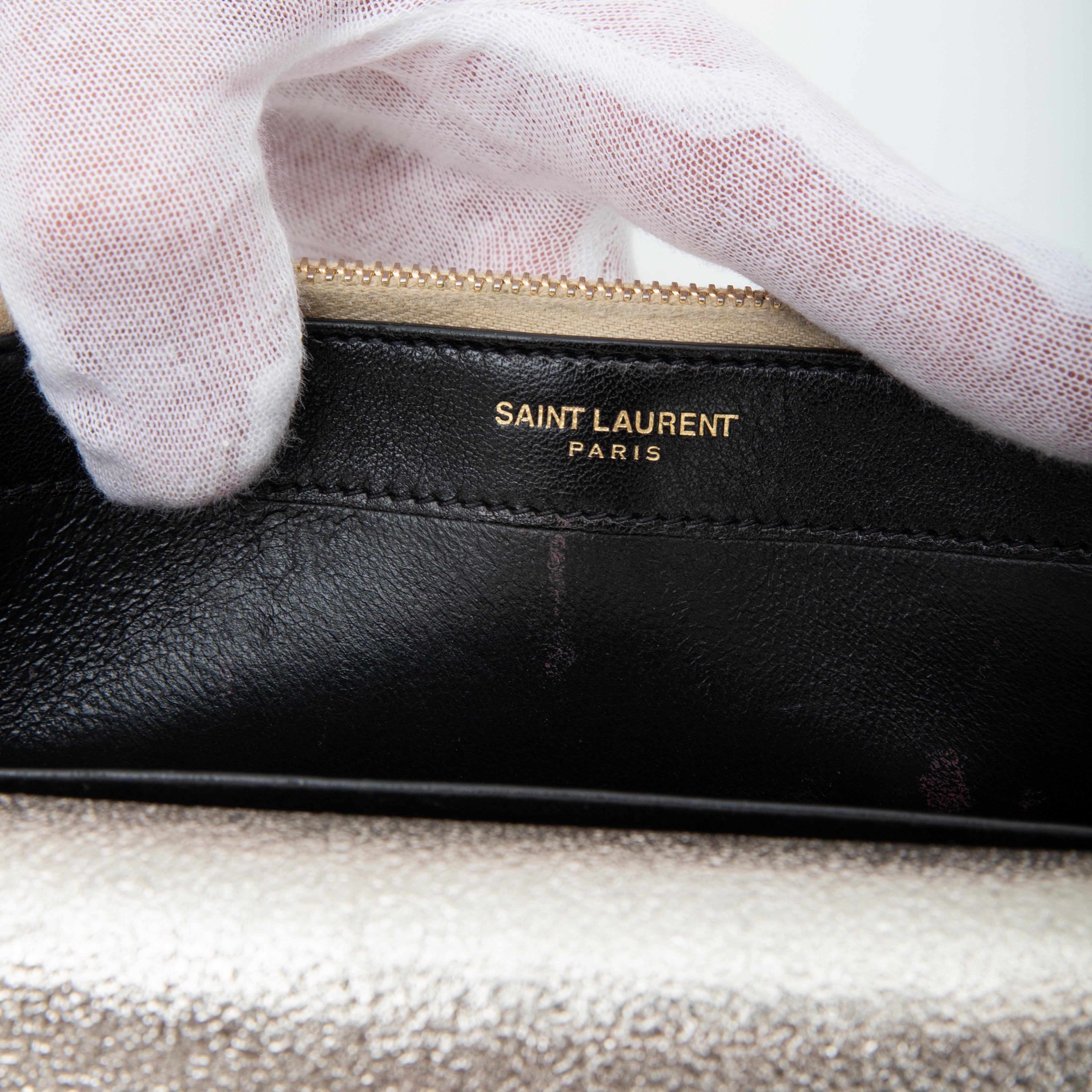 Saint Laurent Sac à bandoulière Kate Grain De Poudre en cuir avec pompon doré 1