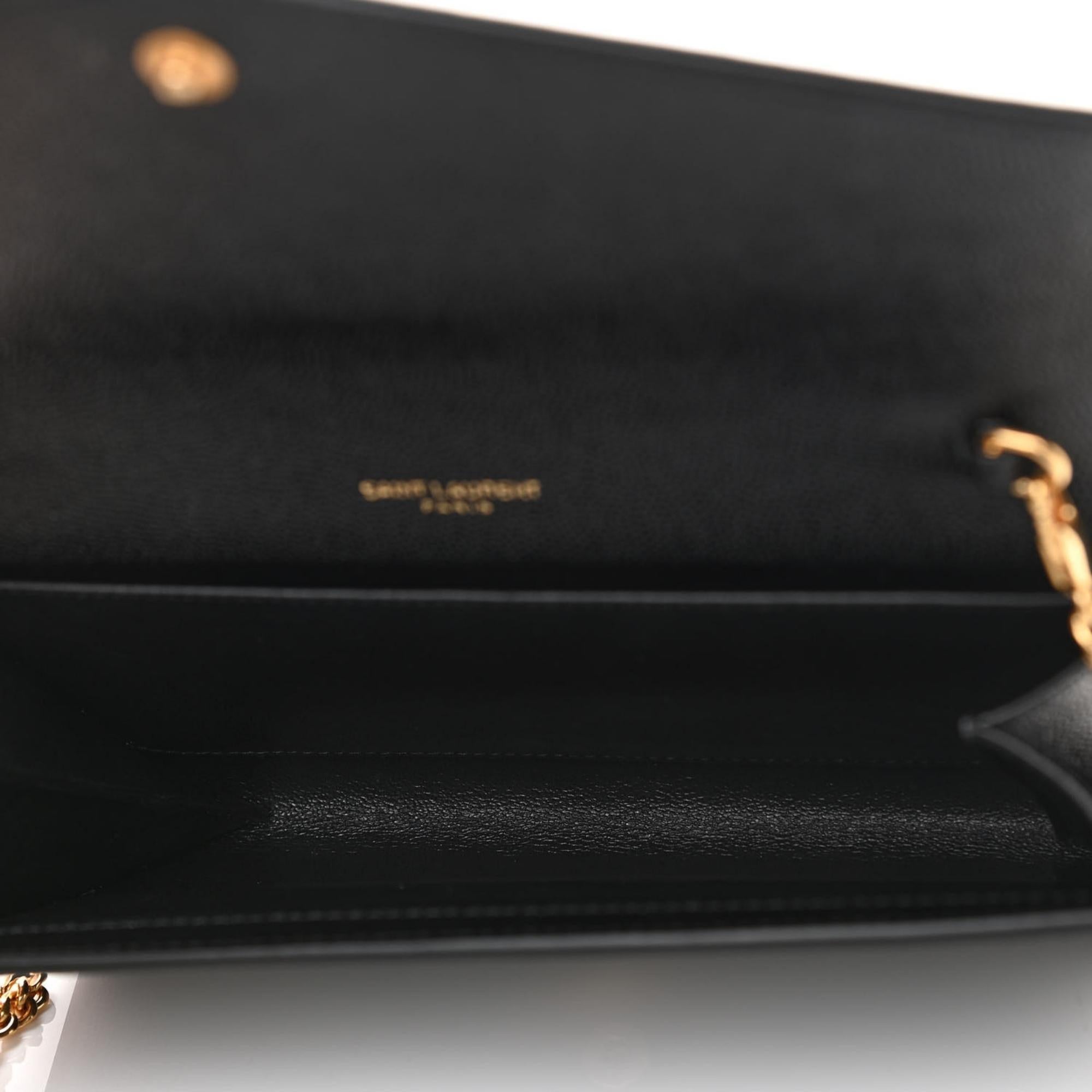 ysl portefeuille a chaine