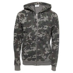 Saint Laurent Grauer Kapuzenpullover aus Baumwolle mit Camouflage-Druck im Used-Look XL