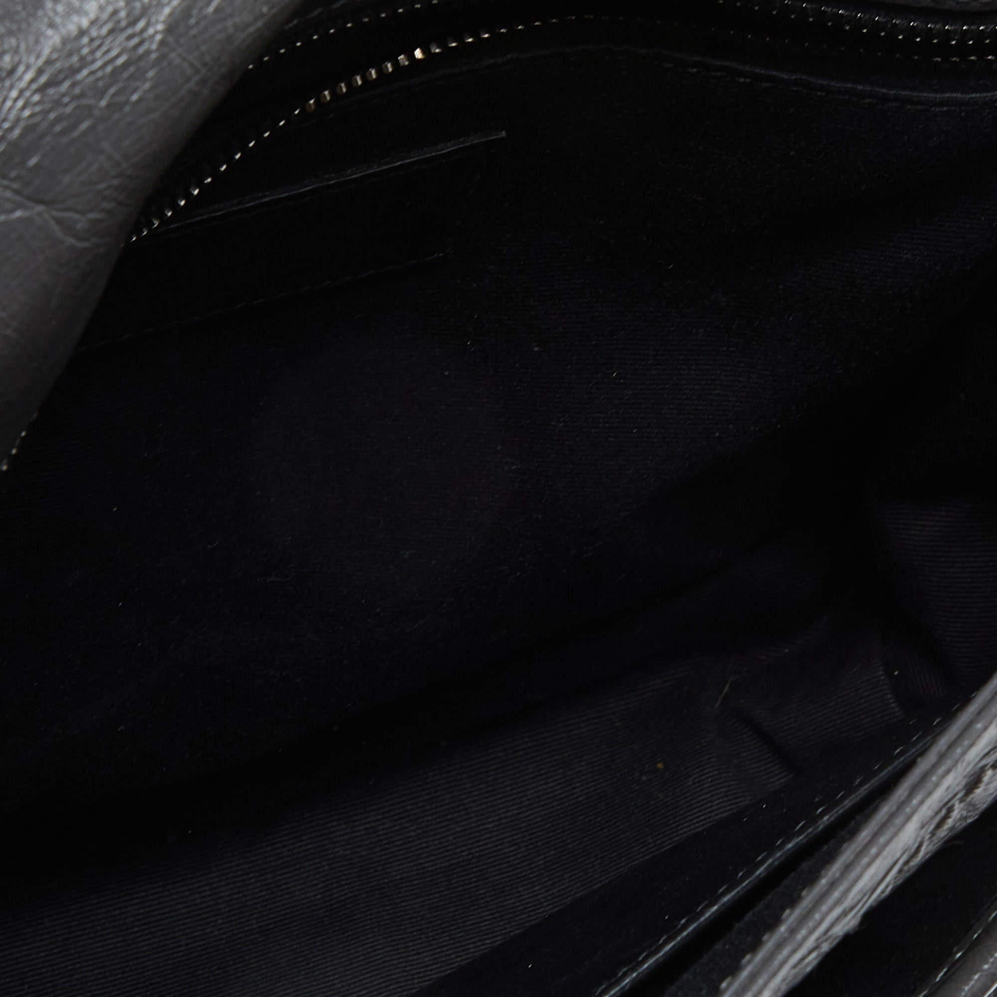Saint Laurent Grey Crinkled Leather Medium Niki Shoulder Bag For Sale 2