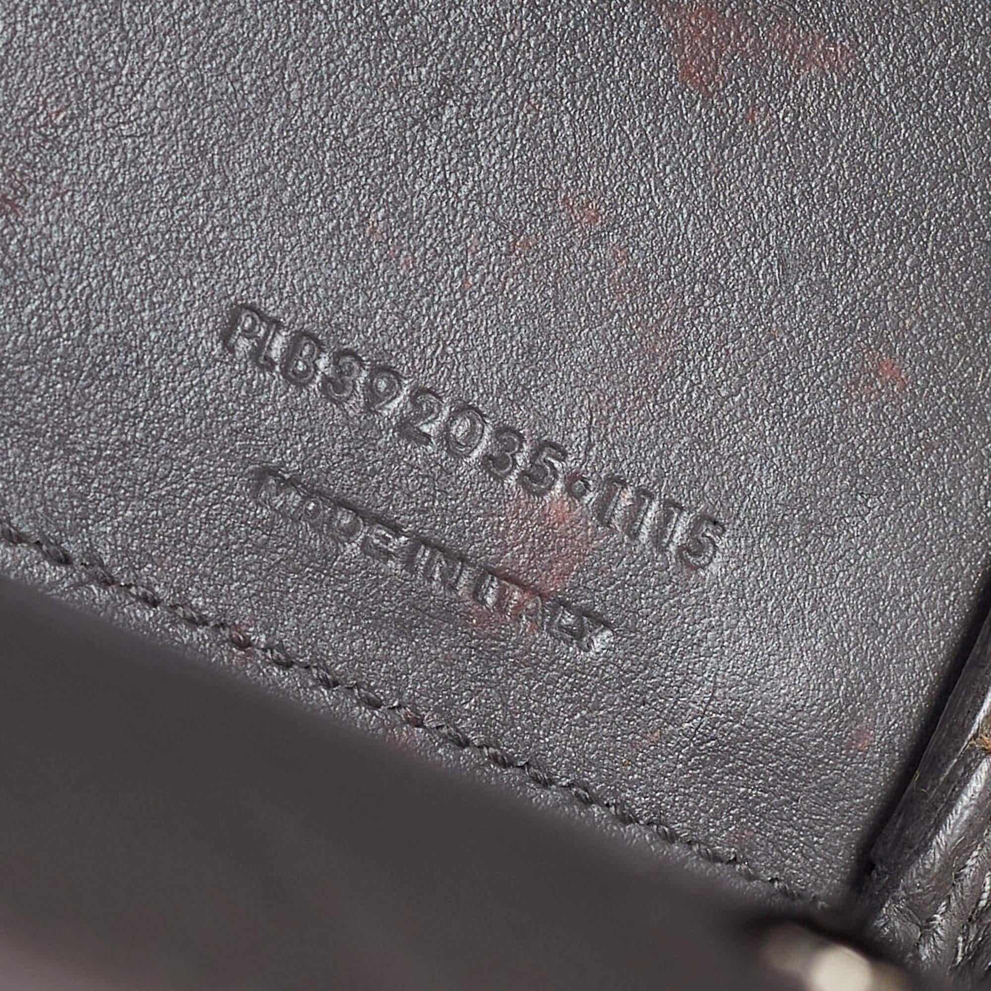 Saint Laurent Grey Croc Embossed Leather Nano Classic Sac De Jour Tote For Sale 8