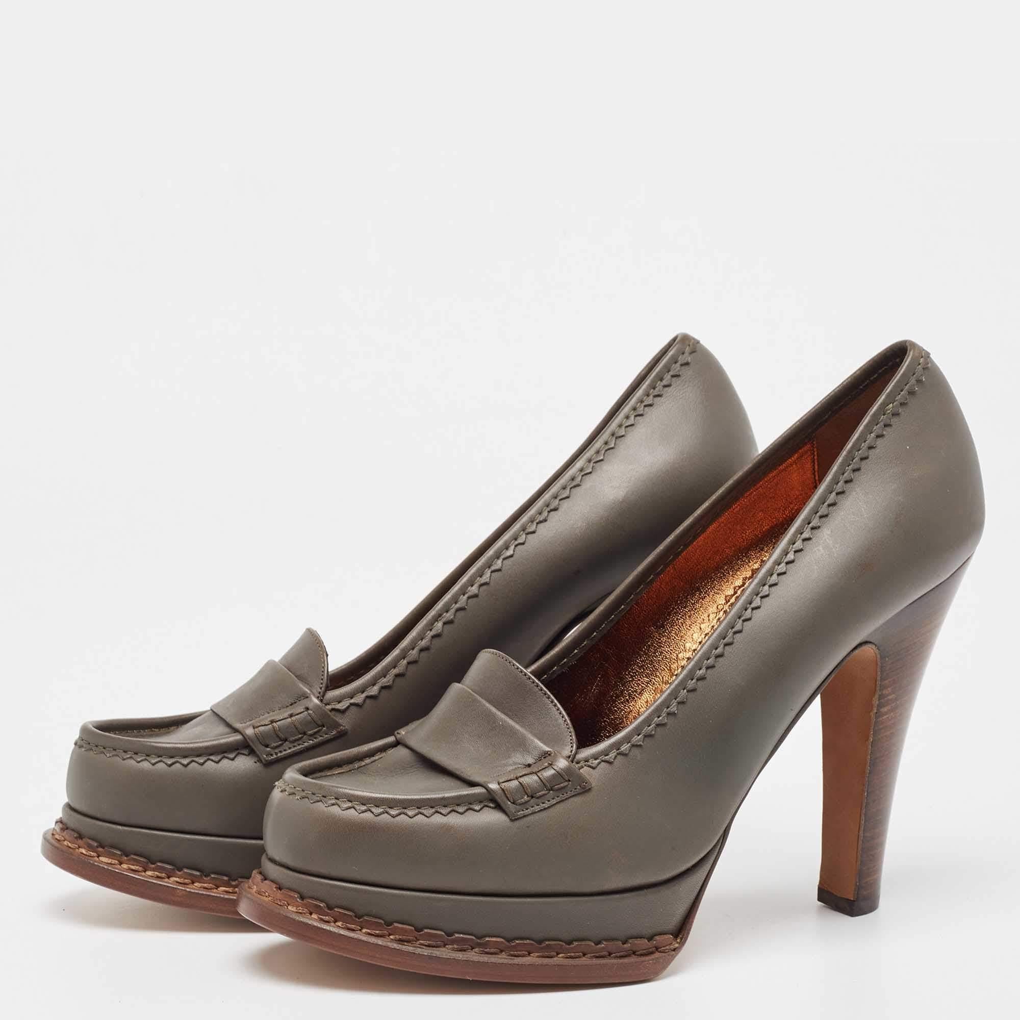 Women's Saint Laurent Grey Leather Platform Loafer Pumps Size 40 For Sale