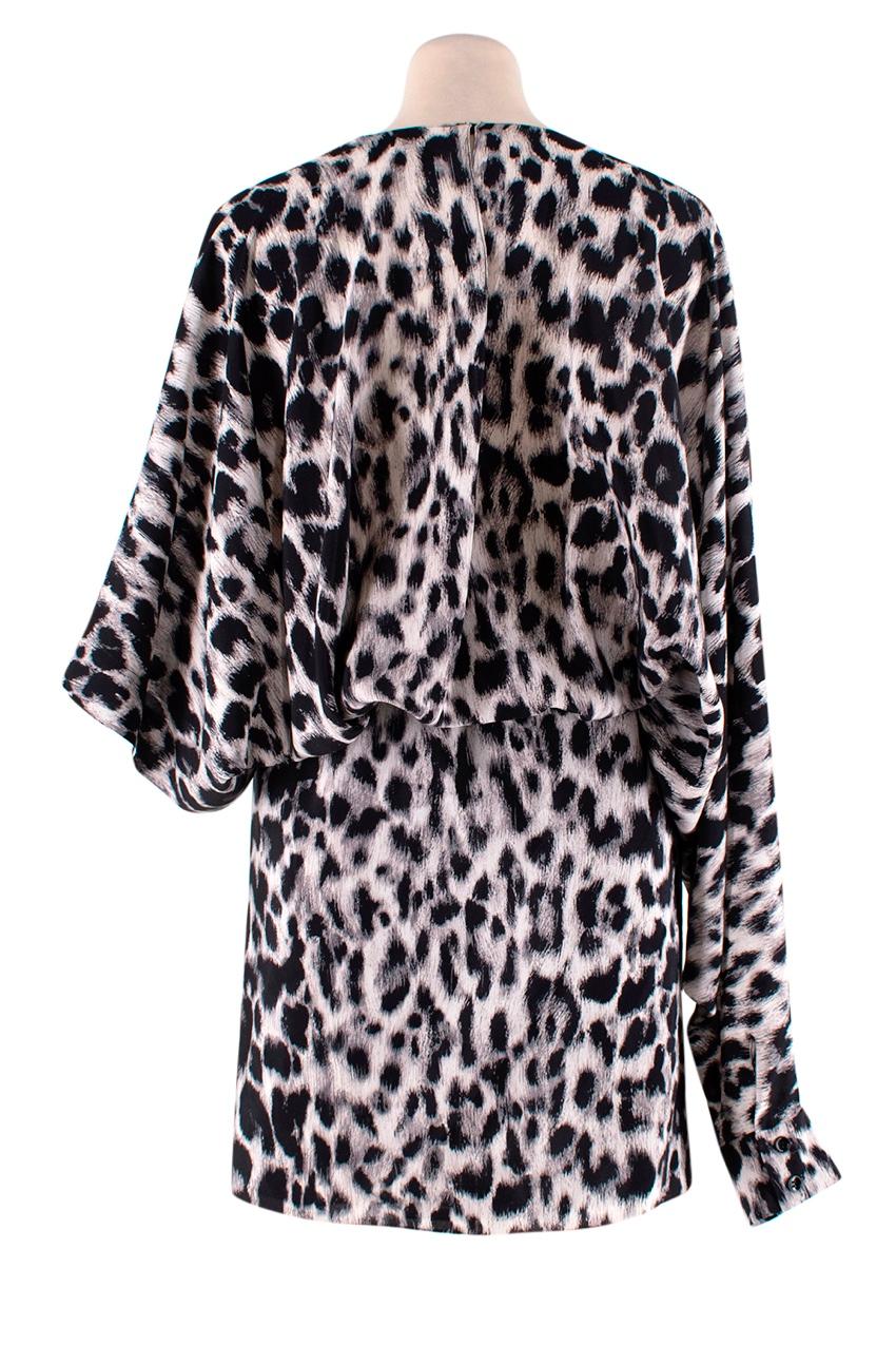 Saint Laurent Graues asymmetrisches Minikleid mit Leopardenmuster (Schwarz) im Angebot