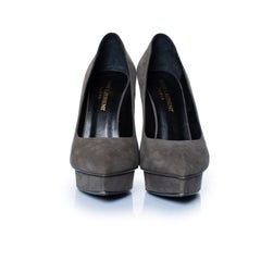 Saint Laurent, Grey suede janis pump