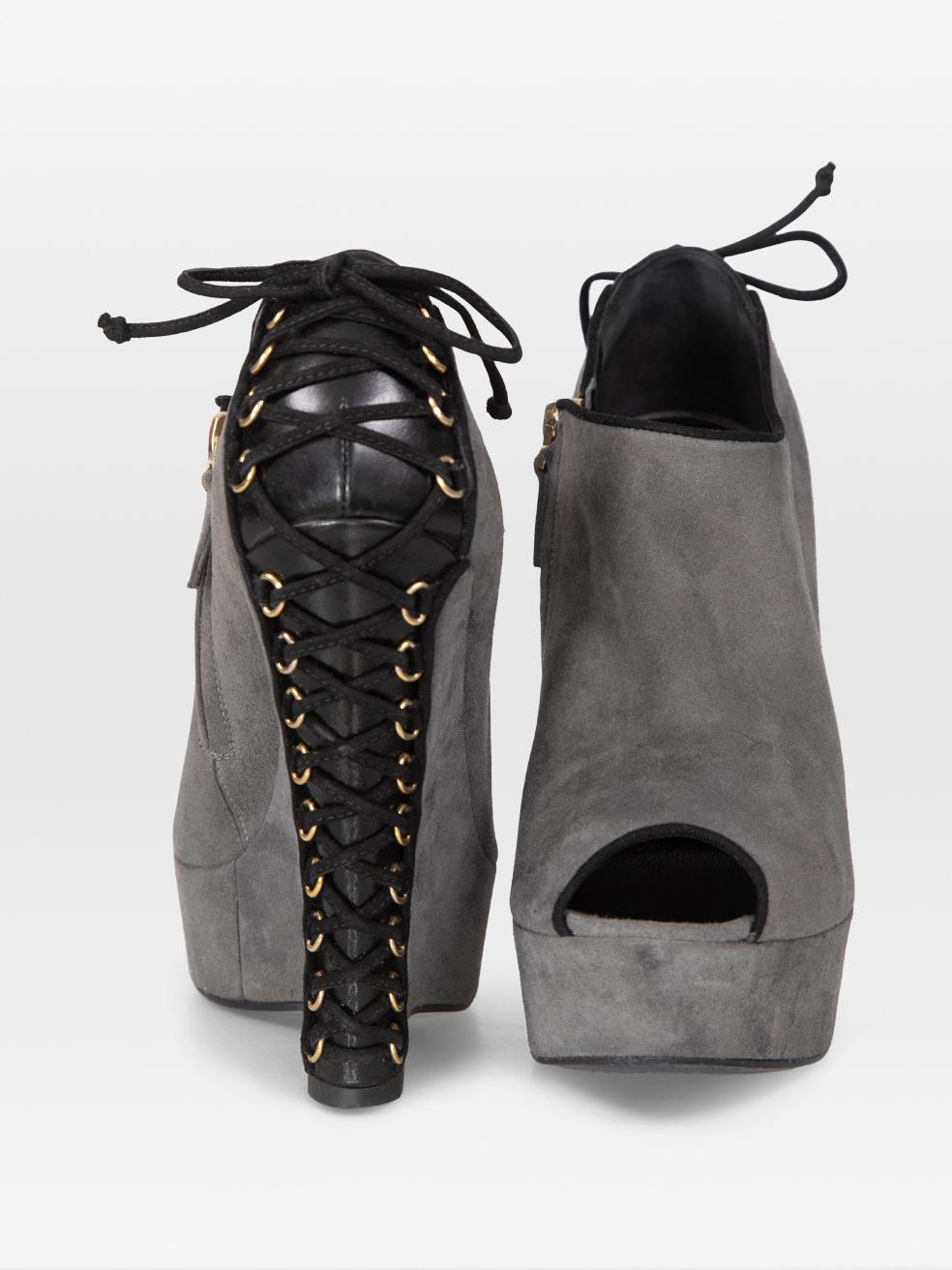 Gris Saint Laurent Peep Toe Lace Up Wedge en daim gris Taille IT 37 en vente