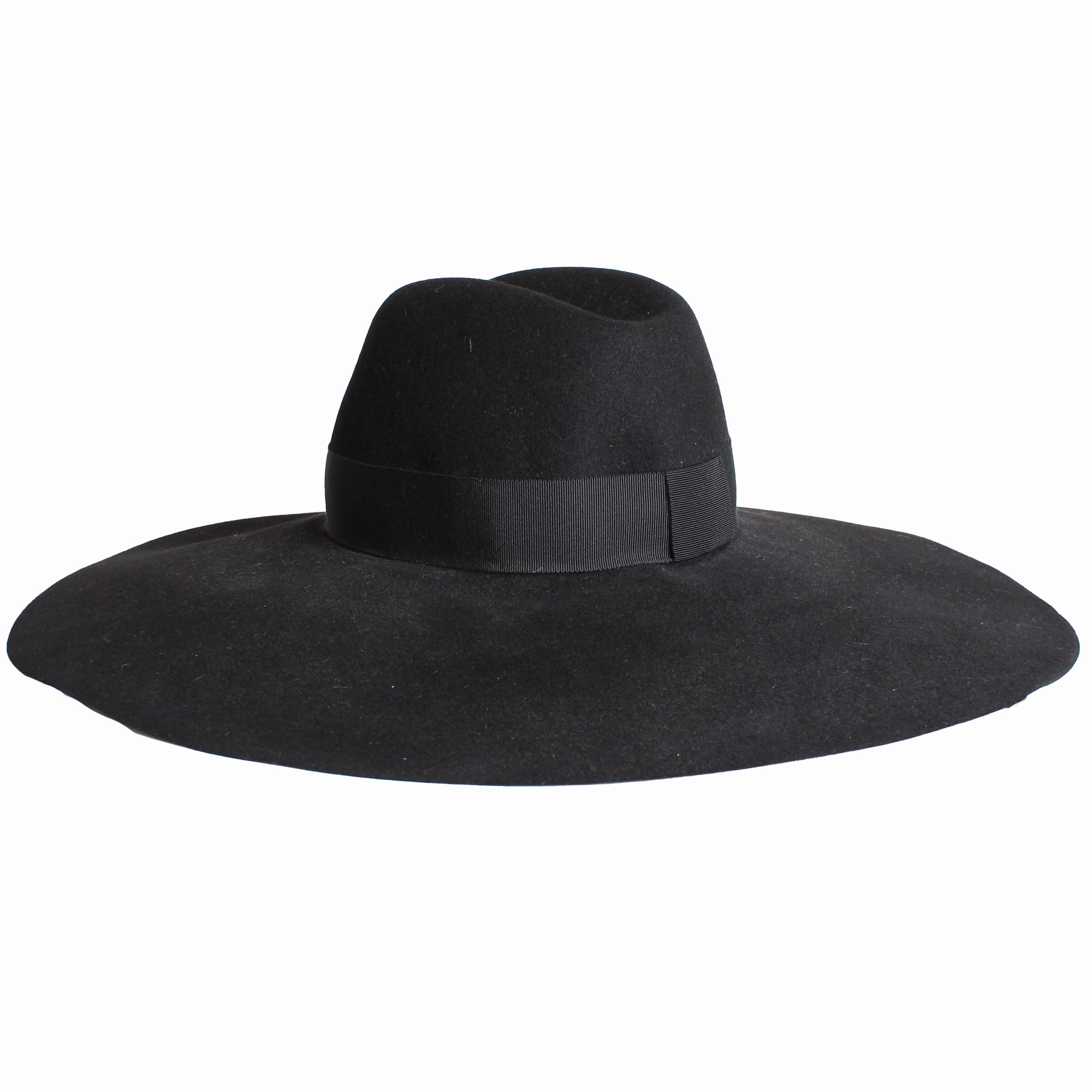 Saint Laurent Hut mit breiter Krempe in Übergröße aus schwarzem Kaninchenpelz und Filz Größe 56 im Angebot 4