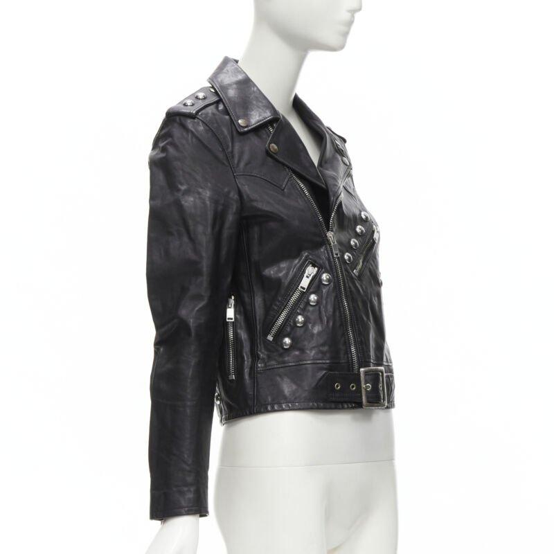 SAINT LAURENT Hedi Slimane 2014 Schwarzes Vintage-Bikerjacke aus Kalbsleder mit Nieten FR38 XS im Angebot 1