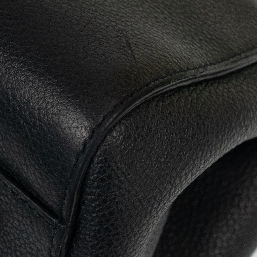 Saint Laurent in black leather 6