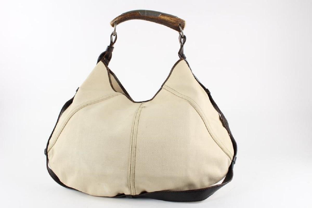 Saint Laurent Ivory Mombasa Horn Hobo Bag 7ysl1228 In Good Condition For Sale In Dix hills, NY