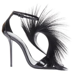 SAINT LAURENT Jamie 110 Runway schwarzer Pelz Mohawk Patent Sandalen EU37.5