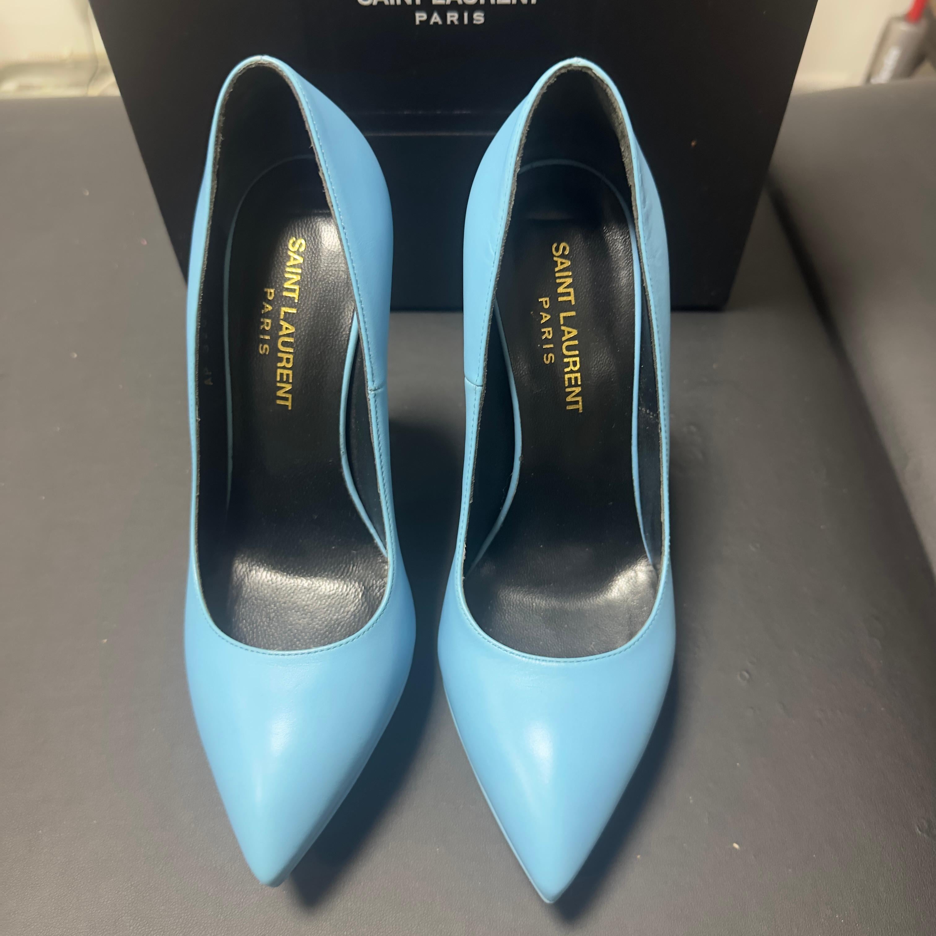 Saint Laurent Janis 105 Plateau-Pumps aus himmelblauem Leder - Größe 36 EU im Angebot 2