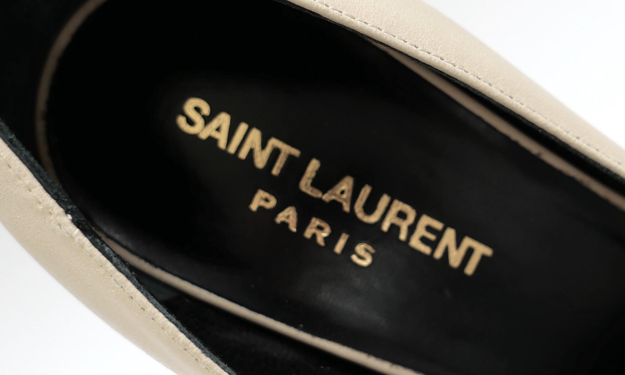 Saint Laurent Janis Beige & Black Toe Cap Platform Pumps Heels. For Sale 2