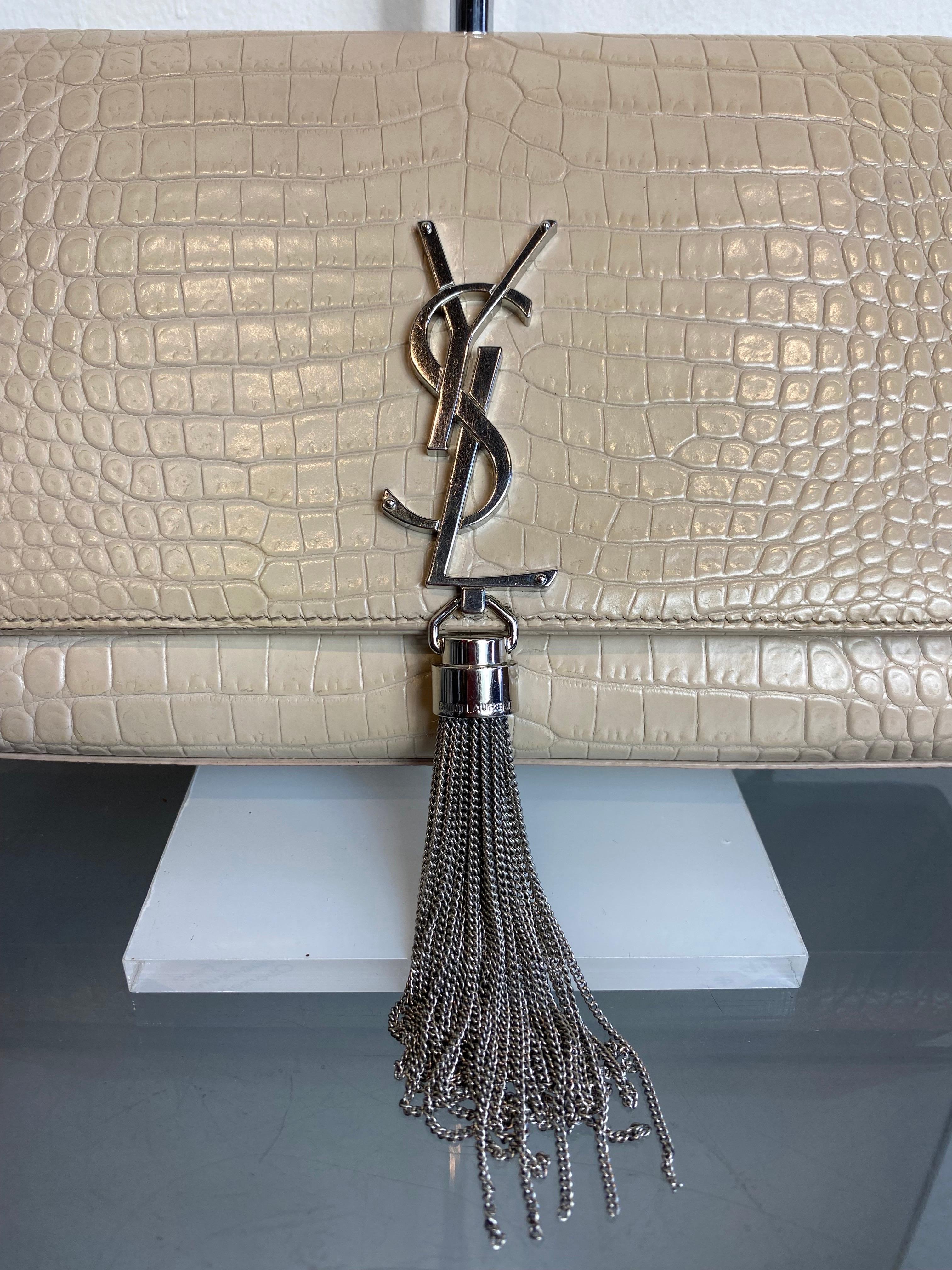 Saint Laurent Kate monogramme pochette For Sale 2