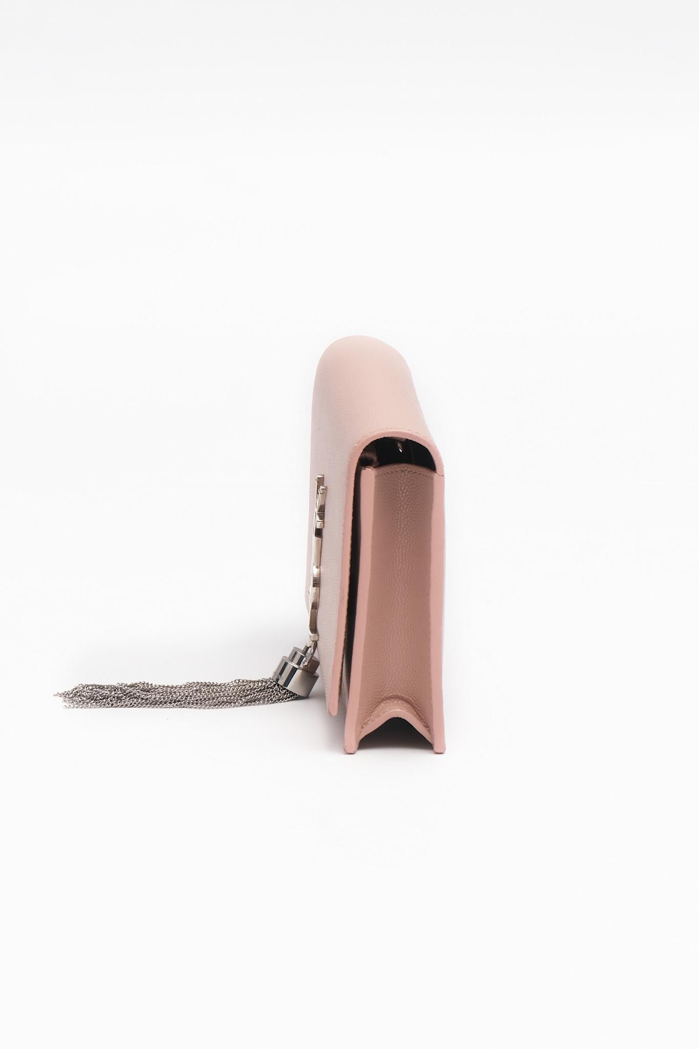 Saint Laurent Kate Wallet On Chain Small Pink Grain De Poudre Embossed Leather In Good Condition In Montreal, Quebec