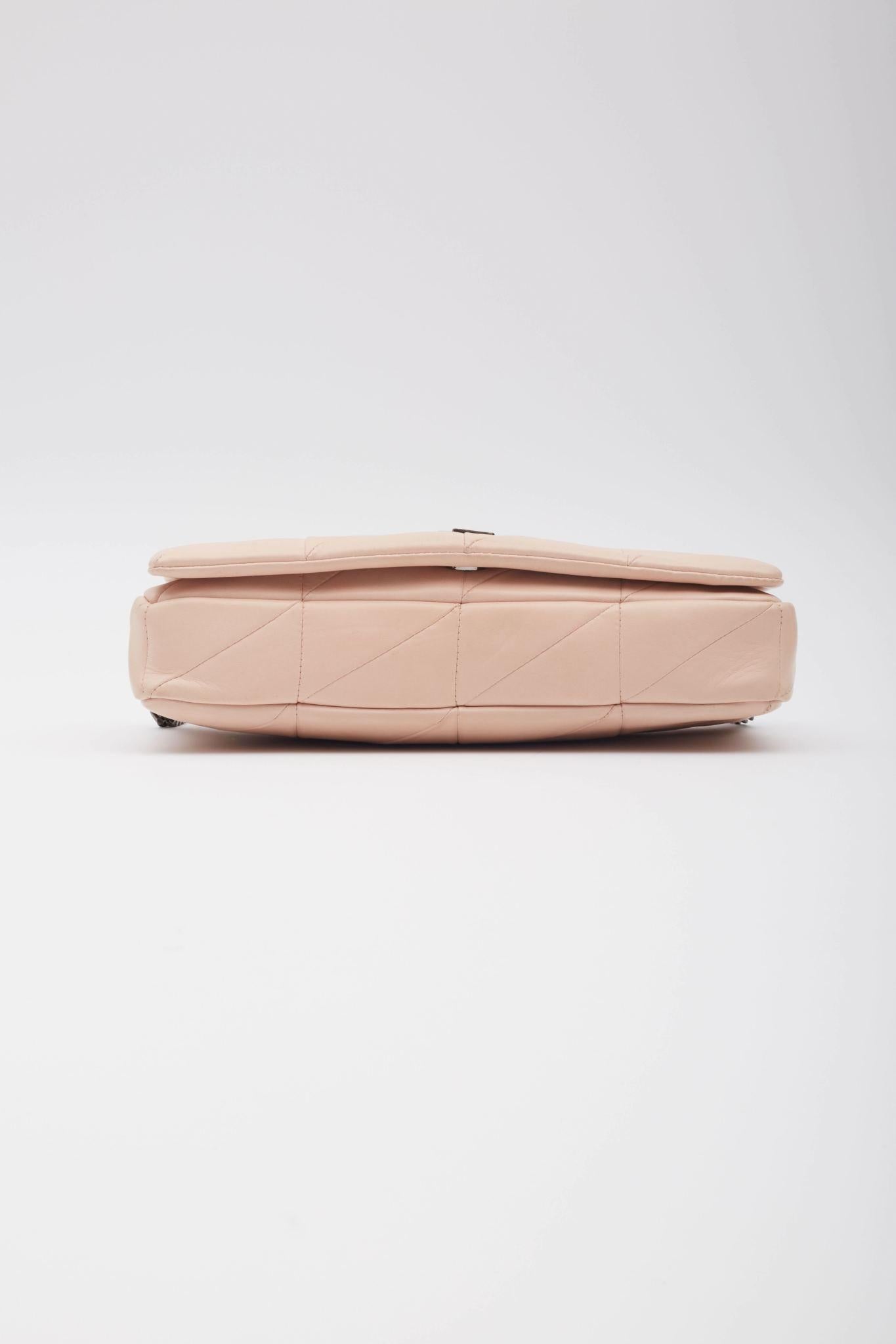 Saint Laurent Lambskin Monogram Jamie Marble Pink Medium For Sale 1