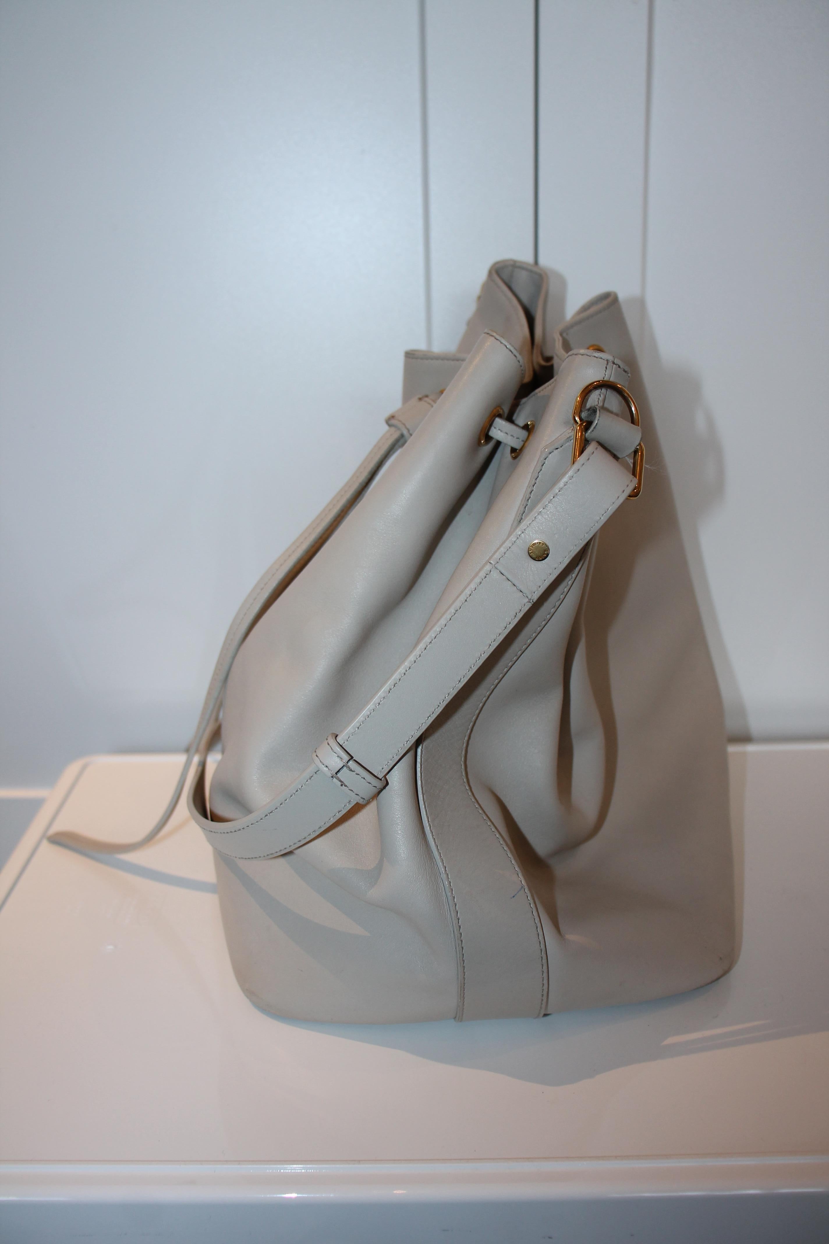 Saint Laurent Large Emmanuelle Bucket Bag In Good Condition For Sale In Roslyn, NY