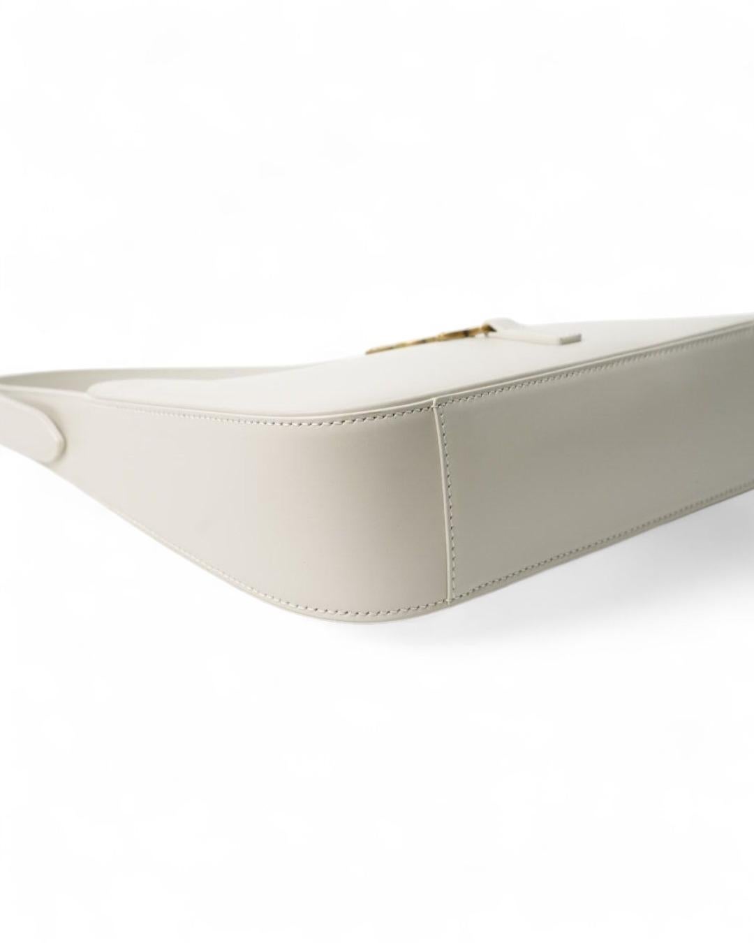 Saint Laurent Le 5 à 7 Hobo Blanc en vente 3